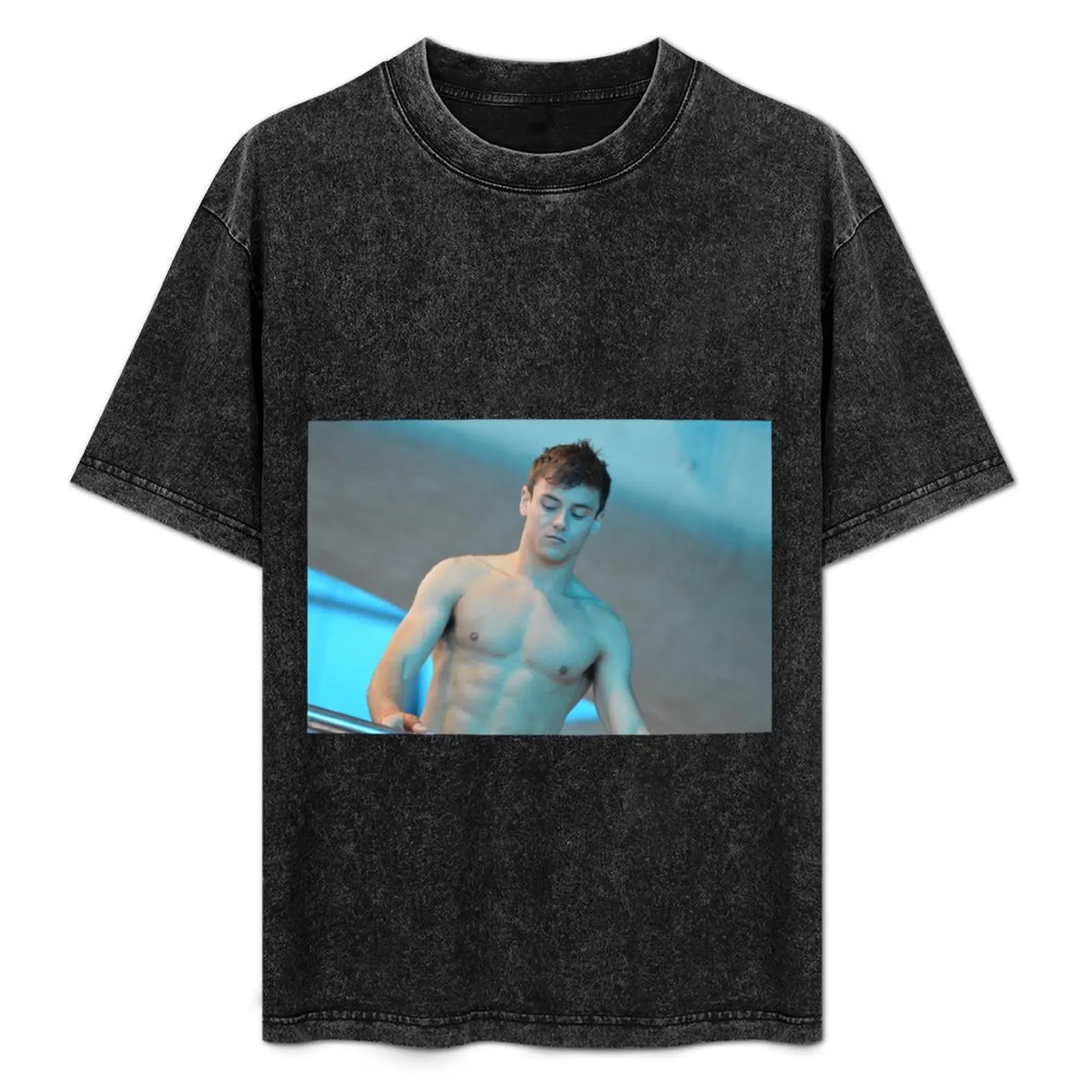 Tom Daley 2016 with GB towel T-Shirt Plus Size Loose Short Sleeve Top