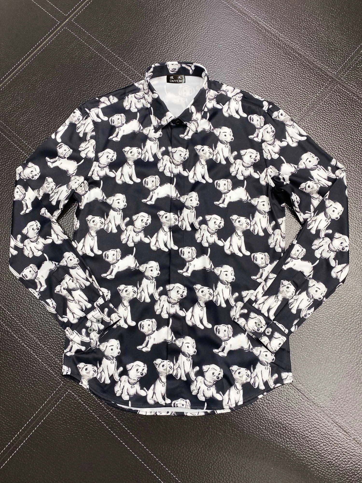 Koszula męska Slim Fit Flex Collar Stretch With Cute Dogs Print Men Dress Shirts Button-Down Work Cotton Tops Brand Clothing 245