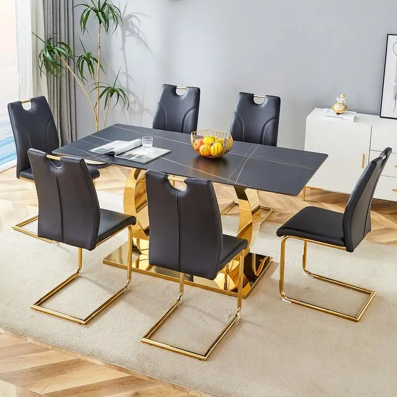 طقم طاولة طعام من الحجر الملبد مع 6 كراسي فريدة من نوعها، بلوزة سوداء بأرجل معدنية ذهبية، 63 بوصة × 31.5