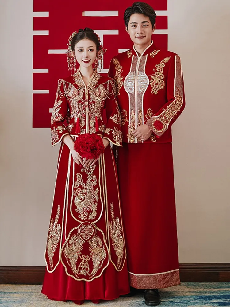 Elegant and fashionable large-sized Chinese-style wedding gowns for weddings