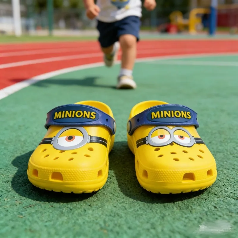 Sandálias Minions para Meninas, Tamancos de Madeira Fofos, Chinelos Fechados do Despicable Me para Meninos, Antiderrapantes, para Uso Externo, Calçados de Praia, Presente