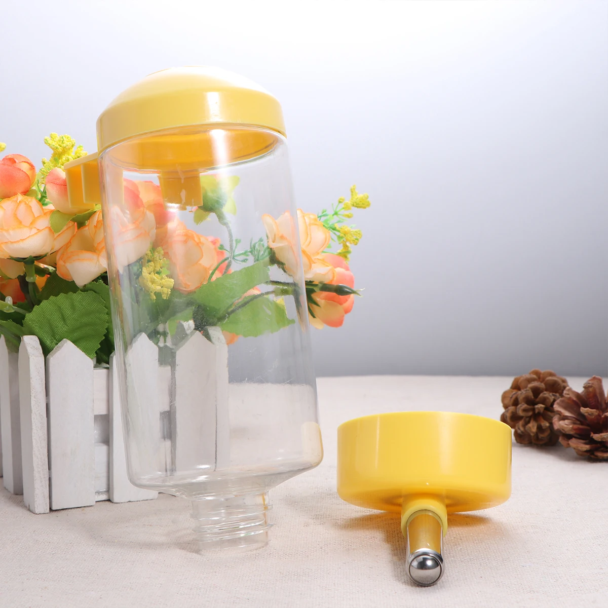 

400 ML Pet Water Fountain Hanging Cage Bottles Animal Feeding Dog Dispenser Drinking