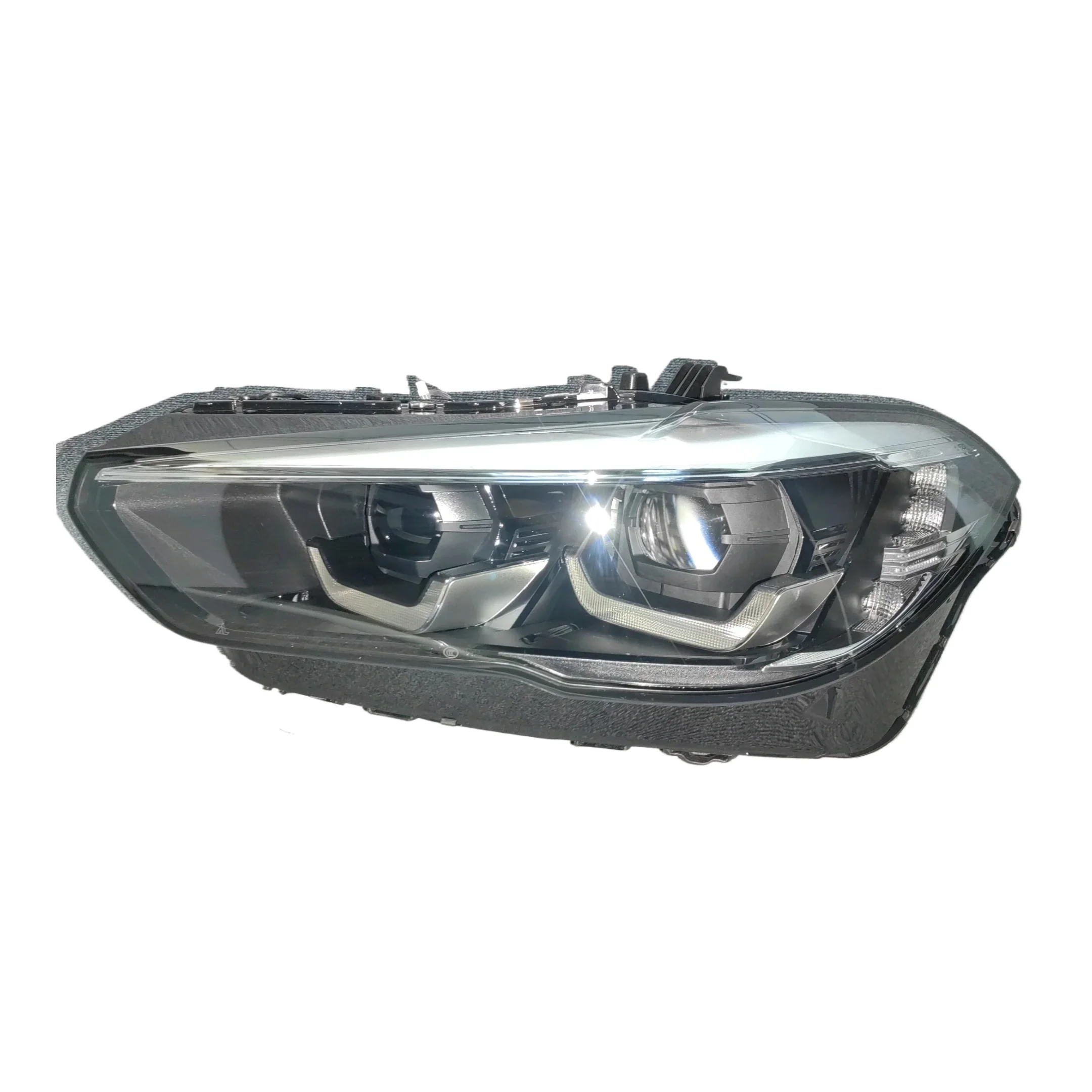 Fari per auto a LED 12V di alta qualità per BMW X5 G05 G06 per visibilità e illuminazione migliorati