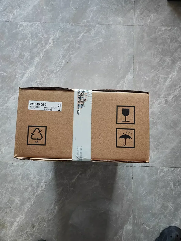 

Совершенно новый и оригинальный 8V1045.00-2 8V1016.00-2