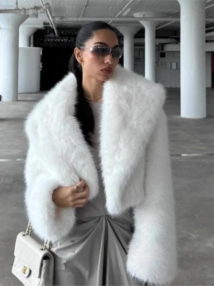 Winter Fluffy High Quality Women's Eco Fur Coat White Comfortable Long Hair Mink Fur Coat For Female Lady Atificial Fur Jacket