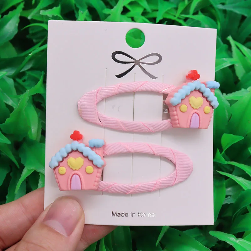 2pcs Christmas Gingerbread Man Elk Bear Sock Girls Hair Clips Cute Hair Claws Kids Sweet Hairpin Cartoon Hair Accessories Gift