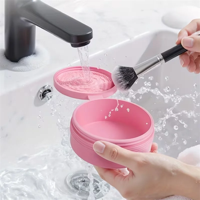 シリコン製メイクブラシ洗浄ボックス 湿式・乾式両用ブラシクリーナー クイックリムービングスポンジ付き メイクブラシパフクリーナーツール