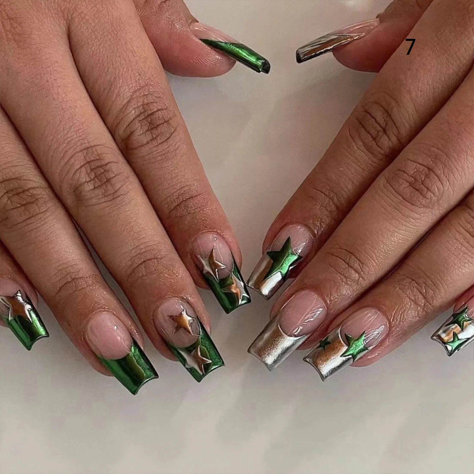 Faux ongles en pentagramme vert et argent pour salon de manucure professionnel, matériau non toxique, respectueux de l'environnement, N64.