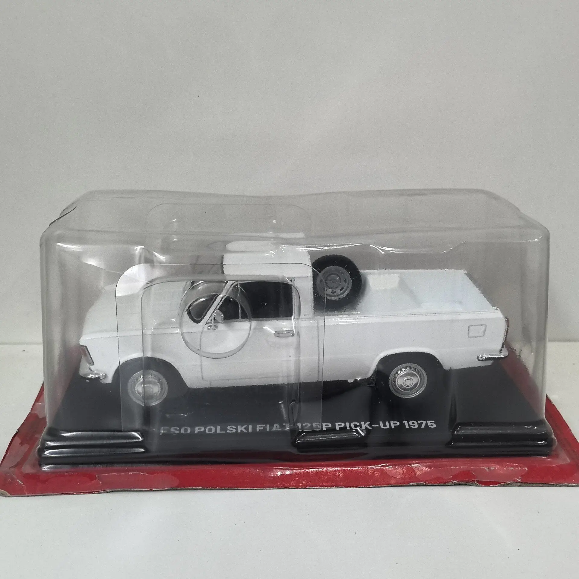Box Cracking Diecast IXO 1/24 Scale FSO POLSKI FIAT 125P PICK-UP 1975 Q8 Alloy Car Model