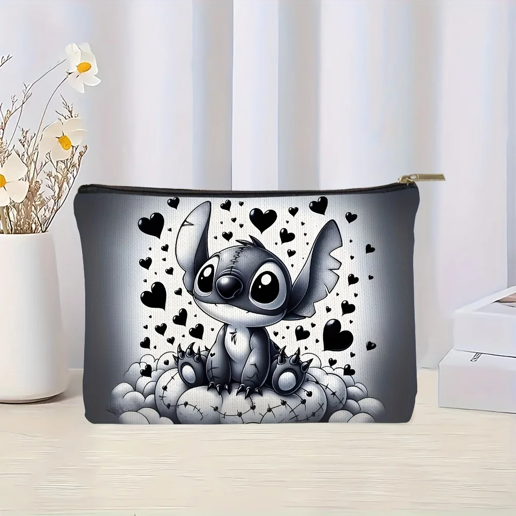 1 Disney Stitch Urocza kosmetyczka Stitch, z wzorami Stitcha i serc, idealna podróżna saszetka na zamek błyskawiczny - zabawny prezent urodzinowy
