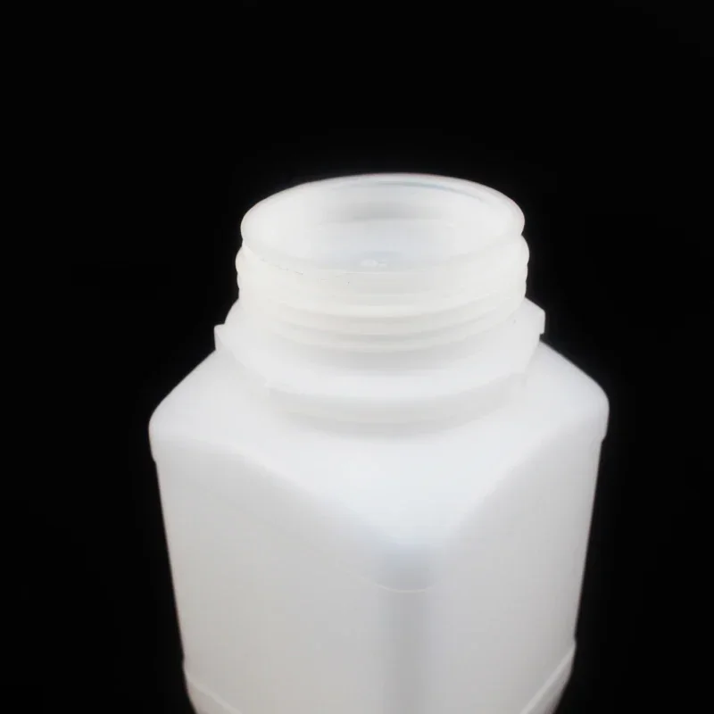 100/250/500/1000ml Plastic sampling square bottle with wide mouth and blue lid, with inner cushion cover