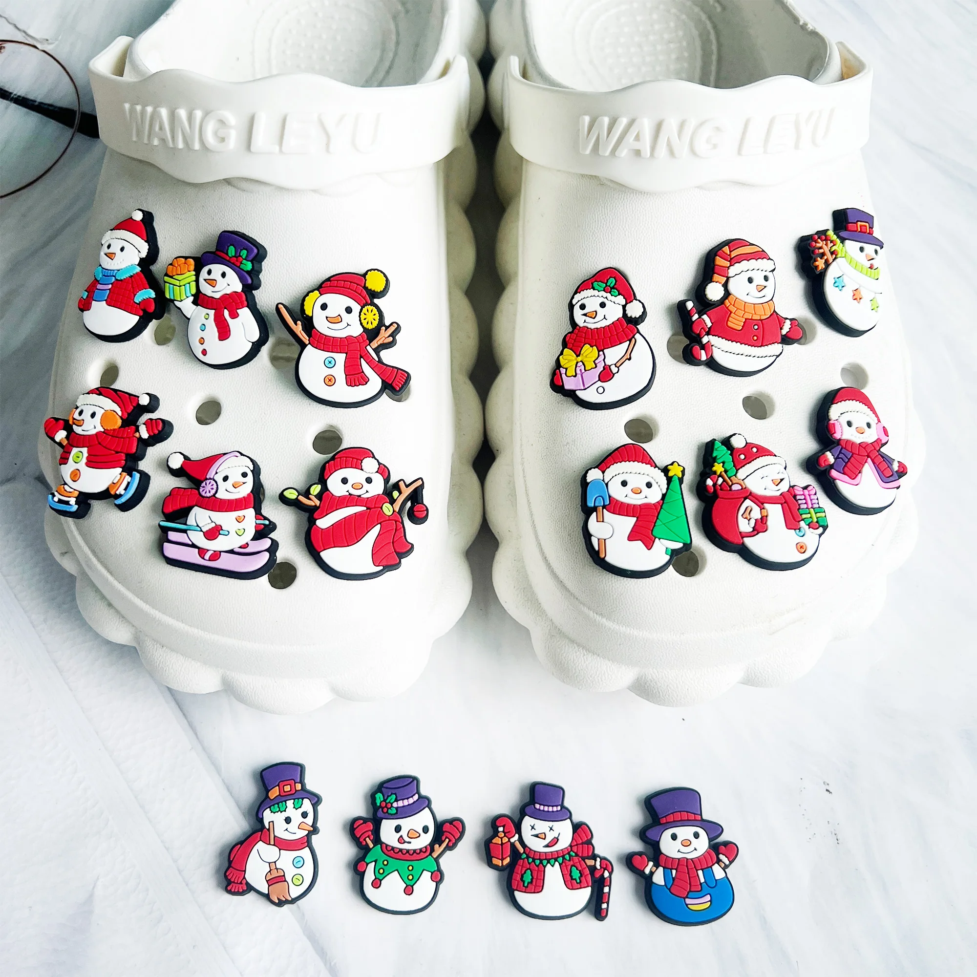 Dijes de zapatos de muñeco de nieve de Navidad, hebillas de zapatos de moda, PVC, dijes de cocodrilo, decoración de zapatos jibz, fiesta de Navidad, venta única, 1pc