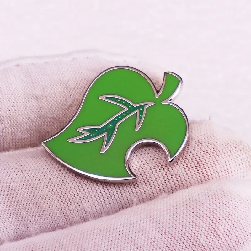 Green Glitter Leaf Hard Enamel Pin Plant Badge Game Inspiration Brooch for Jewelry Accessory