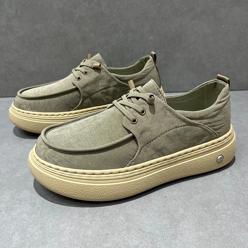 

Новые мужские повседневные тканевые туфли – это легкие и удобные, дышащие, на мягкой подошве, легкие повседневные лоферы на платформе.