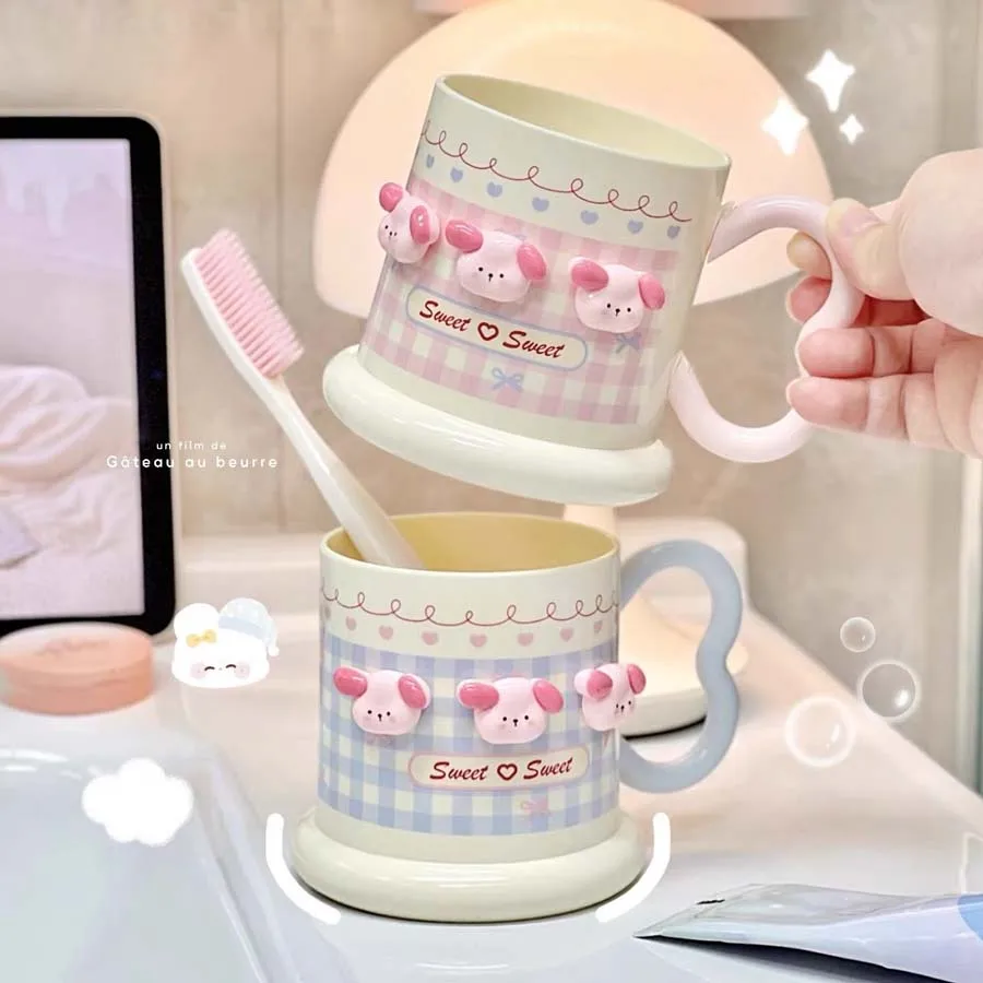 Sweet Plaid Cartoon Pig Tooth Washing Cup Heart Shaped Handle Stable Base Toothbrush Storage Mug For Vanity Counter Bathroom