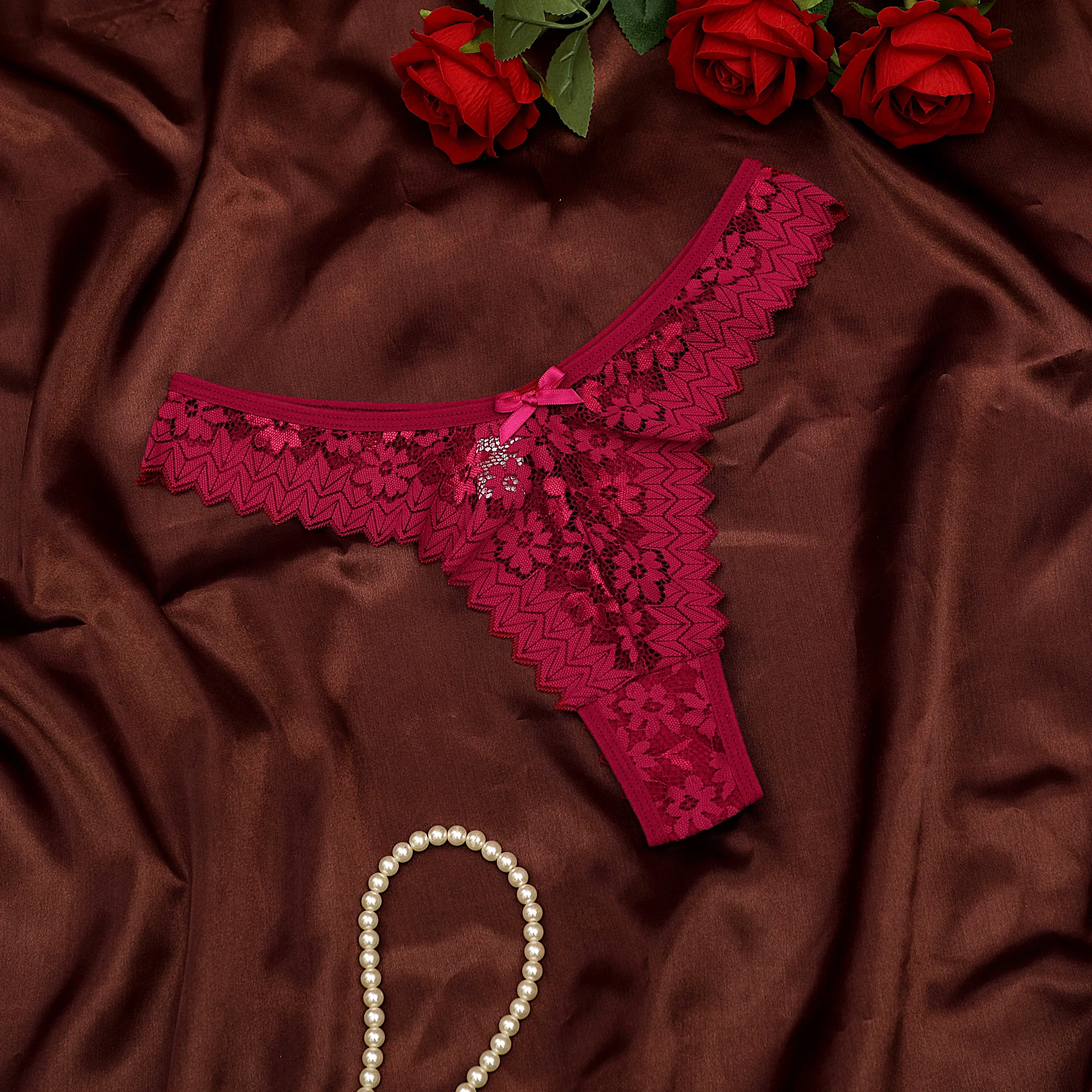Women's Thong Sexy Low-Waist Lace Flower Pattern Butterfly Knot Breathable Briefs Soft Comfortable Intimate Lingerie