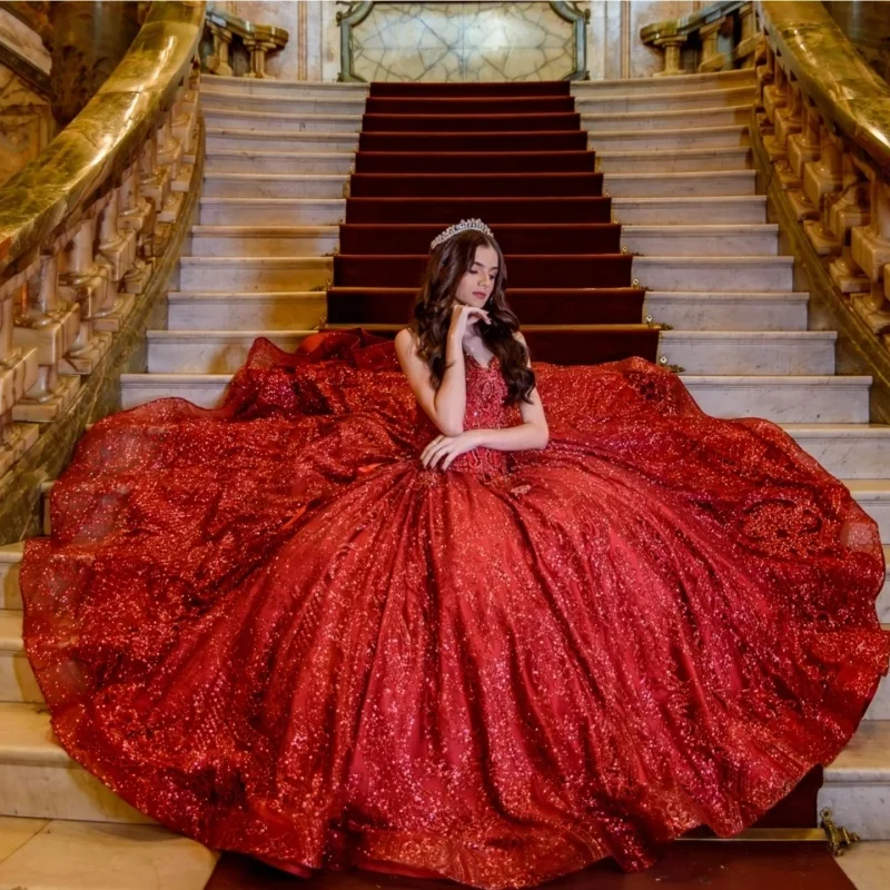

Shiny Red Quinceanera Dress Lace layering off-shoulder glitter decal vestidos de 15 Quinceanera ﻿Customized