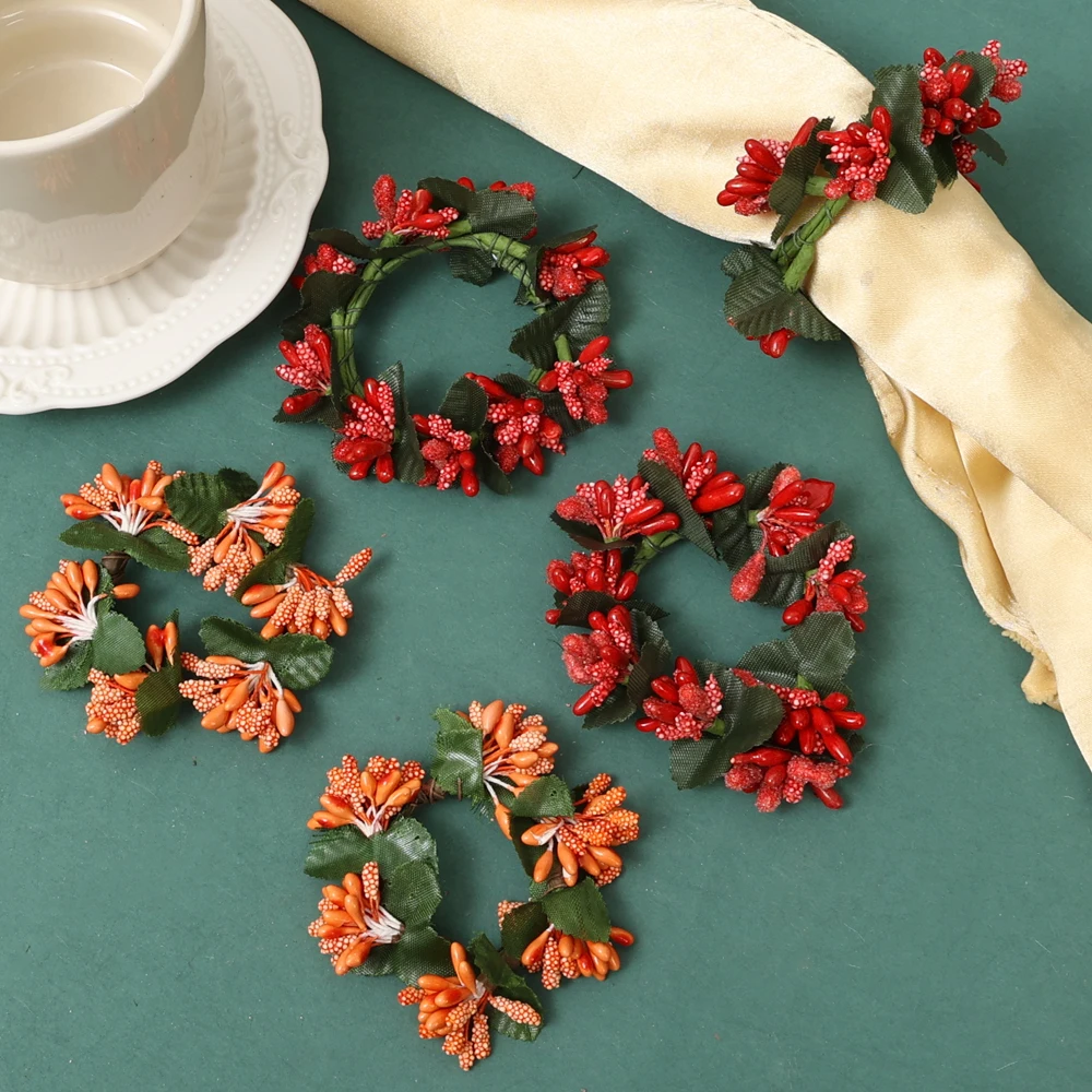 Christmas Napkin Rings Plastic Napkin Buckles Faux Berries Wreath Paper Towel Holder Wedding Xmas Party Dinnig Table Decoration