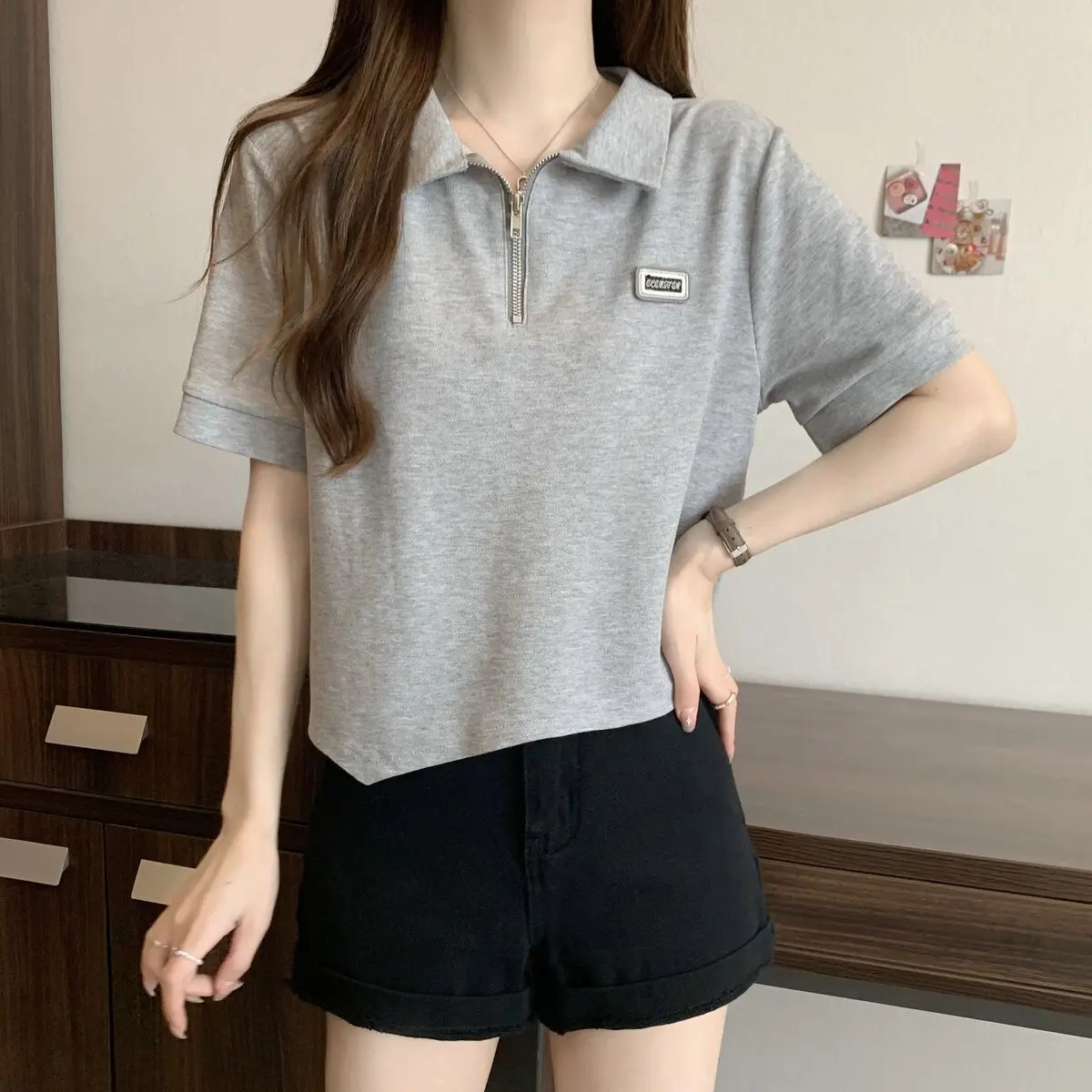 

Summer Women's Zipper Polo Neck T-shirt 2026 New Woman Short Sleeve Tops Students Korean Style Irregular Cropped T-shirt