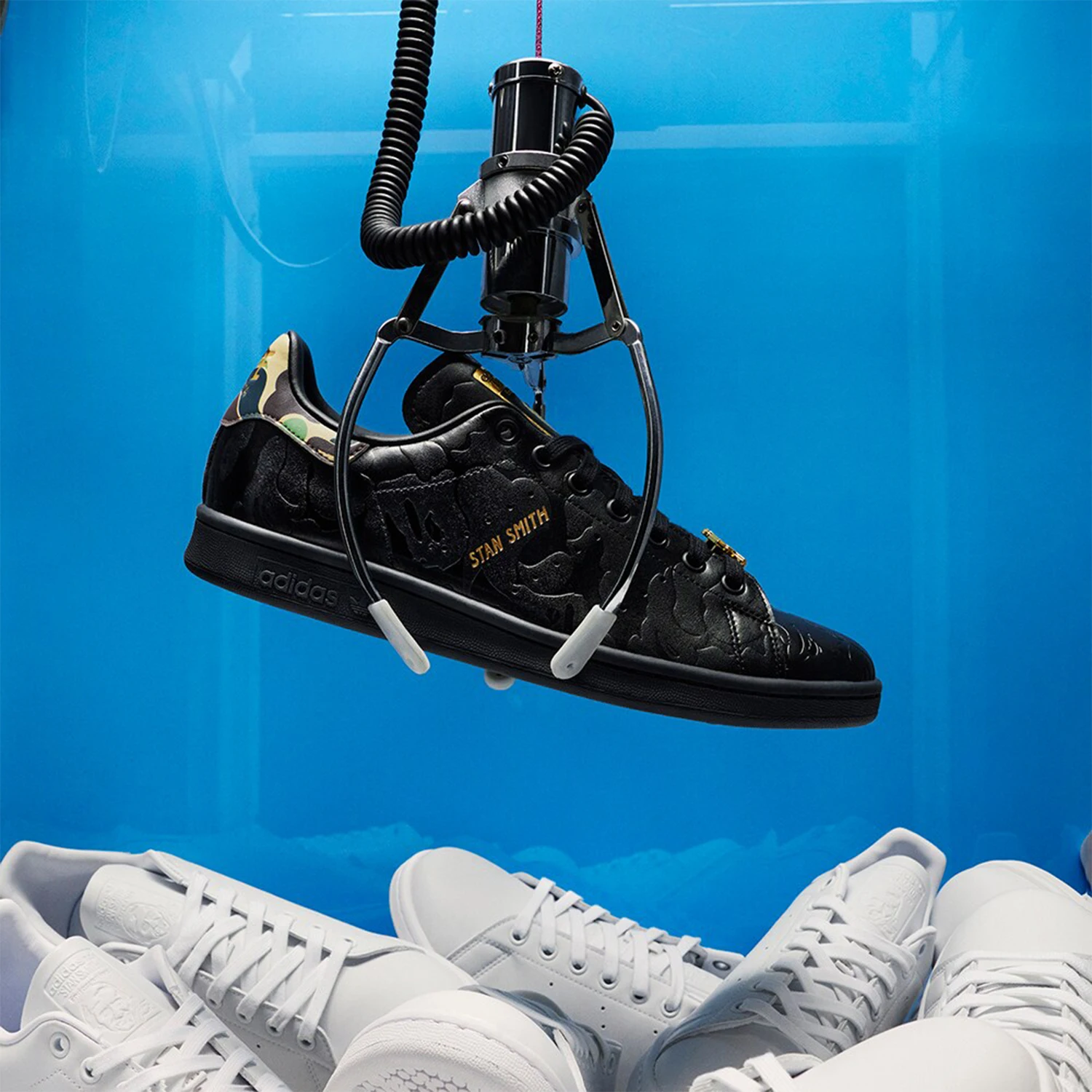 

Низкие кроссовки Adidas Originals Collaboration IG1116