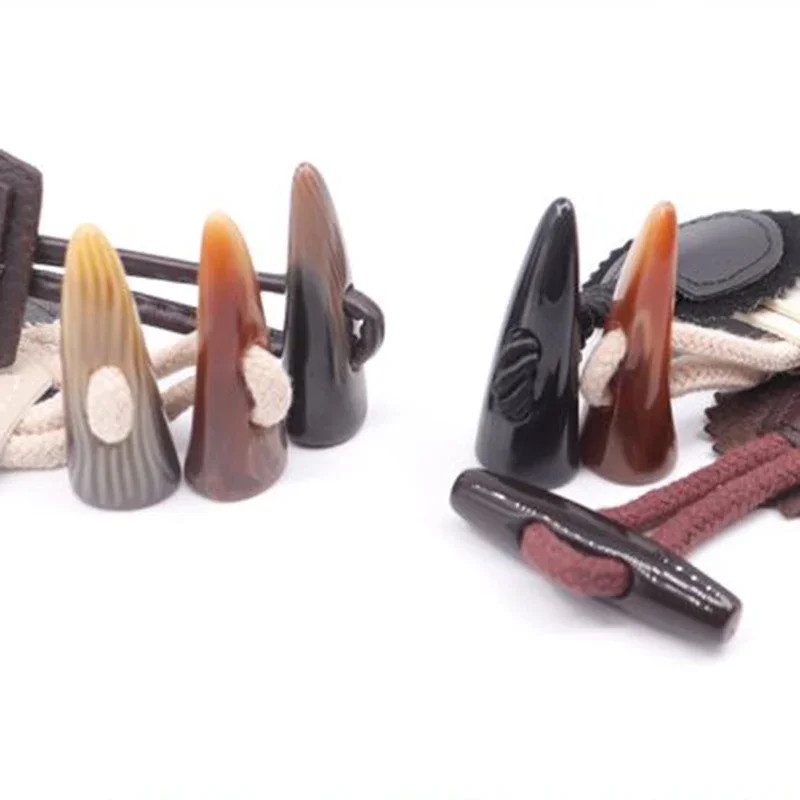 1 Pair Horn Buckle Leather Patch Horn Buttons for Overcoat Decoration Sewing Accessories DIY Apparel Craft Needlework Material