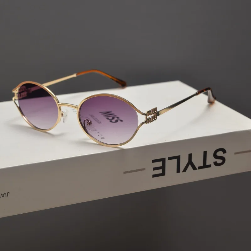 موضة جديدة العلامة التجارية البيضاوي النظارات الشمسية للنساء الرجعية إطار صغير امرأة رجل المعادن القط العين نظارات ظلال UV حماية نظارات شمسية