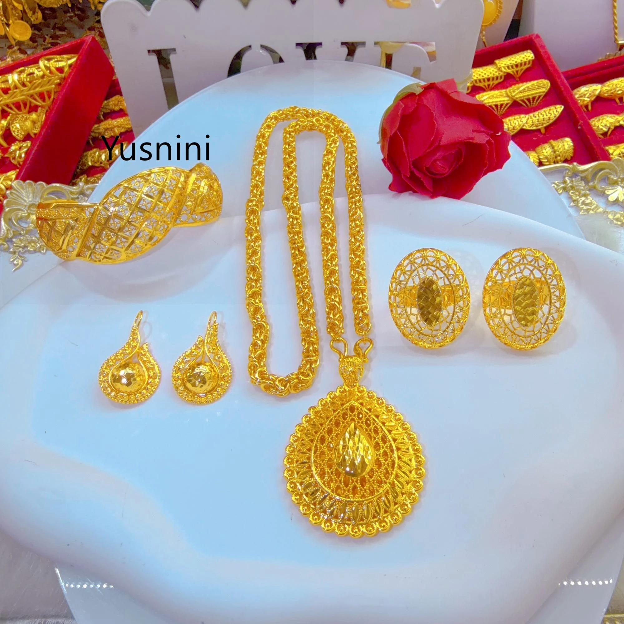 New Fashionable High end Dubai 24K Gold Plated Necklace Earrings Rings Bracelets Romantic Wedding Party Jewelry Set for Lovers 7