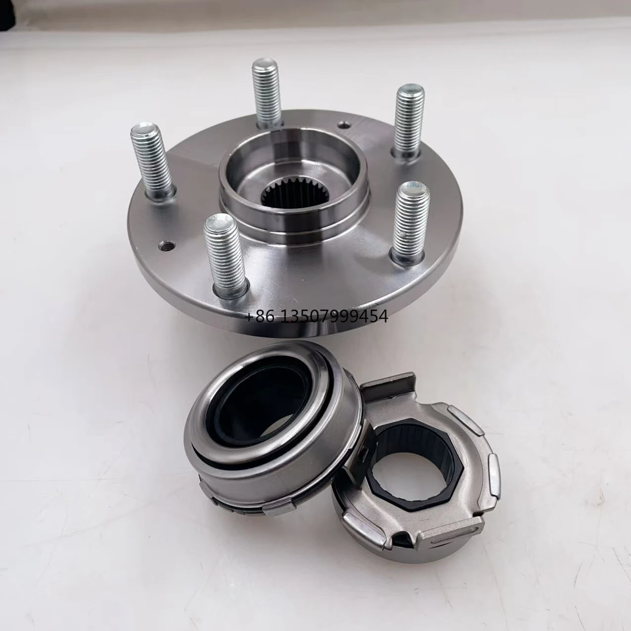 

Manufacture Price High Quality Auto Hub Wheel Hub Flange T11-3001017BC Wheel Hub Bearing Auto Parts for Cherry