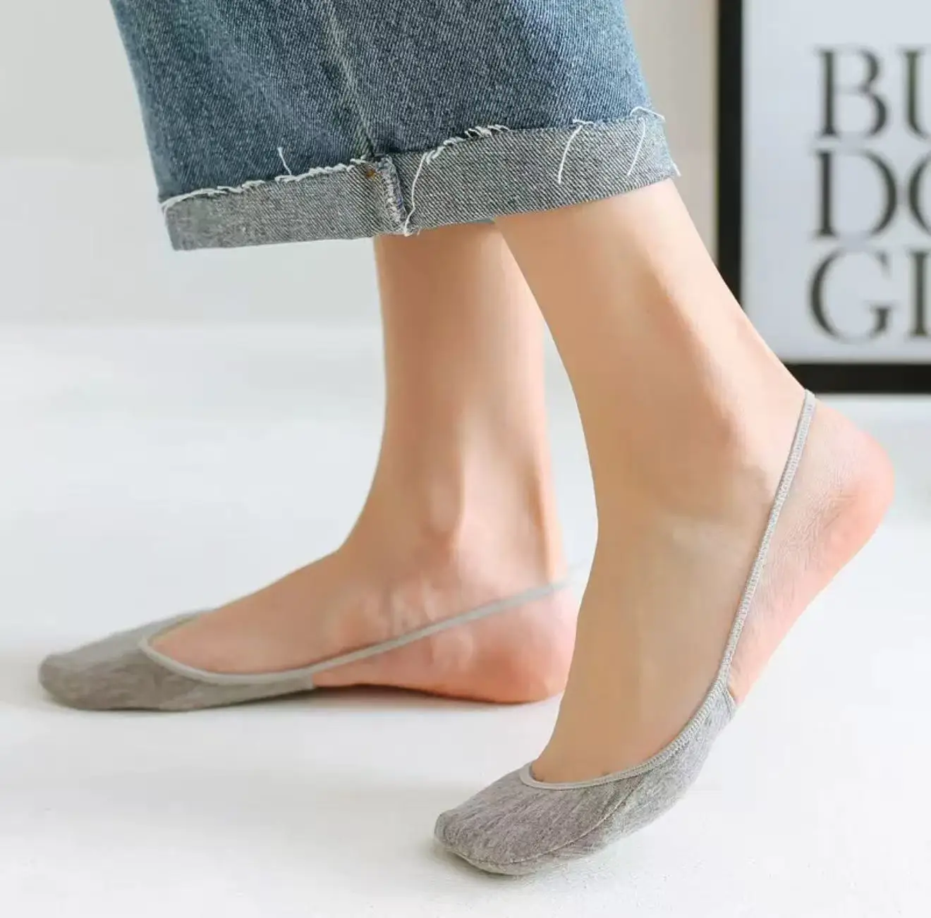1/3/5 Pairs Random Solid Color Women's Half-Foot Invisible Socks, Shallow Mouth & Non-Slip for High Heels image 4