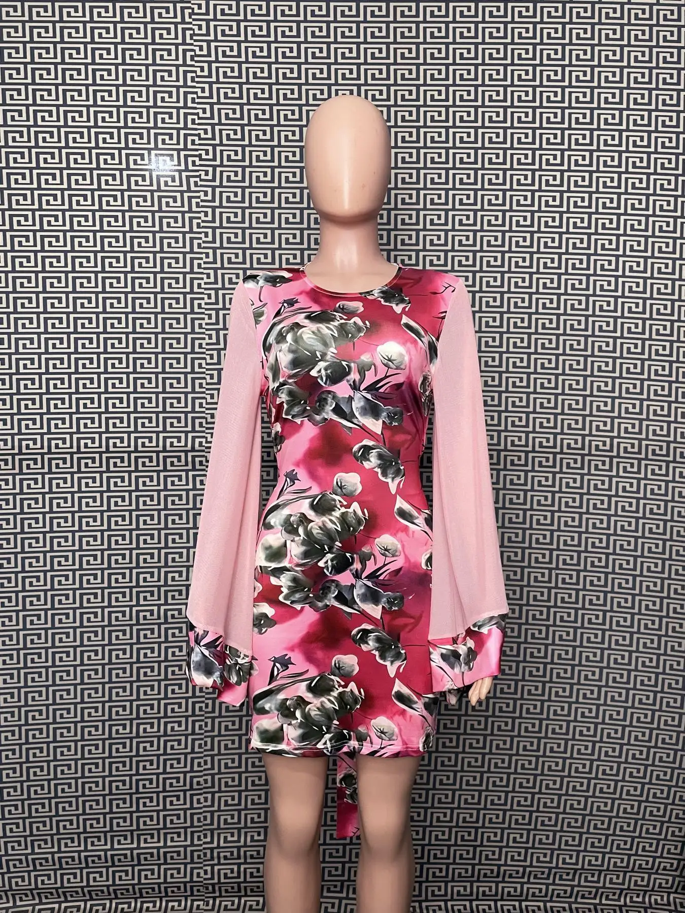 Vestido estampado de flores para mujer, minivestido de satén con manga acampanada, ropa de fiesta Sexy, trajes sin espalda