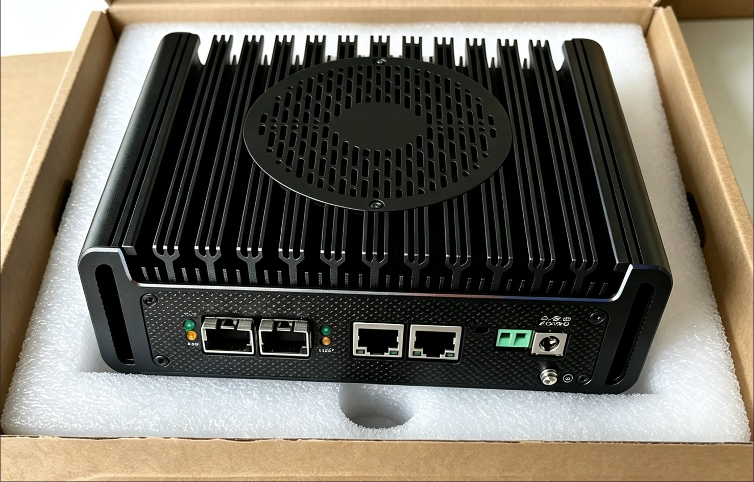Topton Dual 10GbE 2x2.5G RJ45 4 NICs Firewall Mini PC Intel N150 2xNVMe 2.5''SATA3.0 DDR5 NAS Computer PfSense Proxmox Home Lab