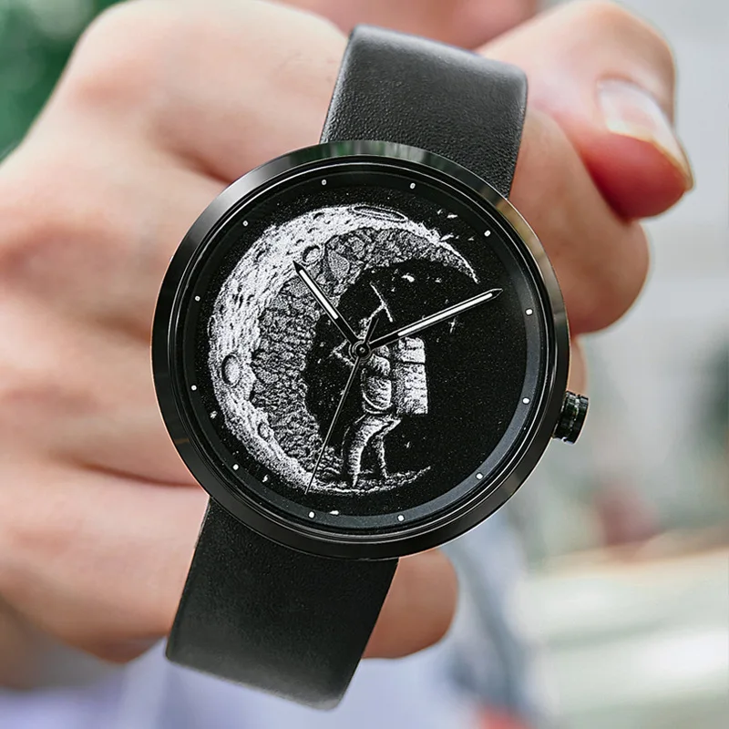 Classical Astronaut Pioneer Pattern Quartz Watch Men Creative Unique Hot Selling Personality Style Luminous Leather Male Watch