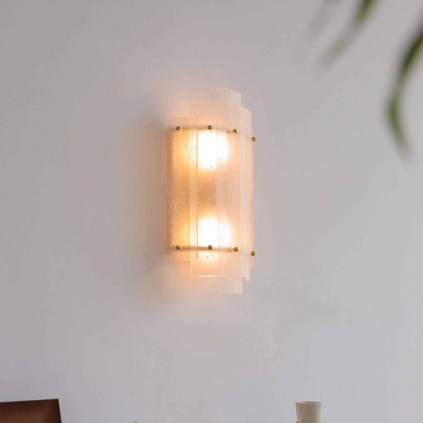 

Italian Designer Wall Lamps Bubble Glass Lampshade LED Wall Sconces Living Room Background Bedroom Hotel Embellish Light Fitting