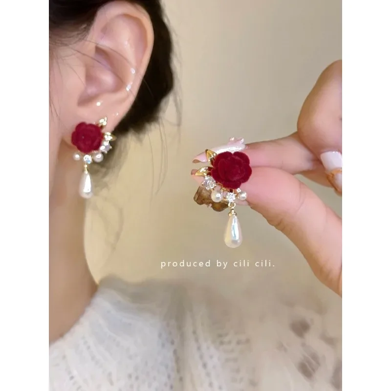 Retro Red Velvet Flower Pearl Earrings Female Wedding Bride Dress Toasting Suit Ear Clip Lolita Dress Accessories