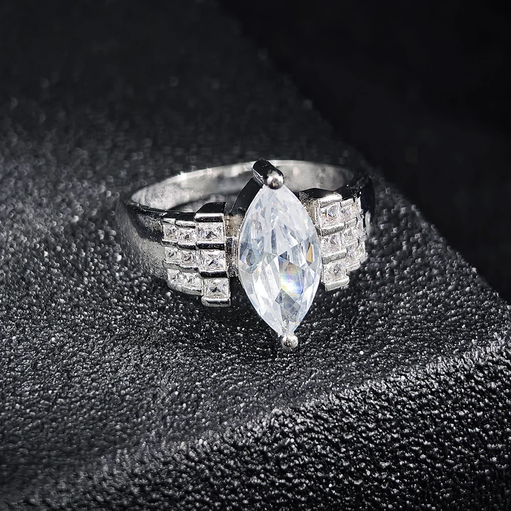 جديد فاخر فضي اللون النساء خواتم زهرة فاخرة الزفاف المشاركة البنصر للمجوهرات الفاخرة R4585 #1