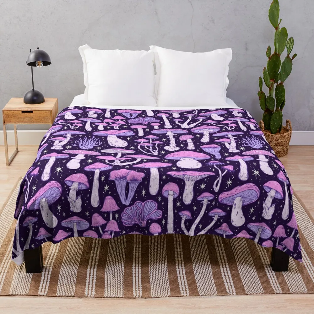 Deadly Mushrooms Dark Purple Throw Blanket Fluffy Blankets Large Soft Big Blanket Decorative Bed Blankets