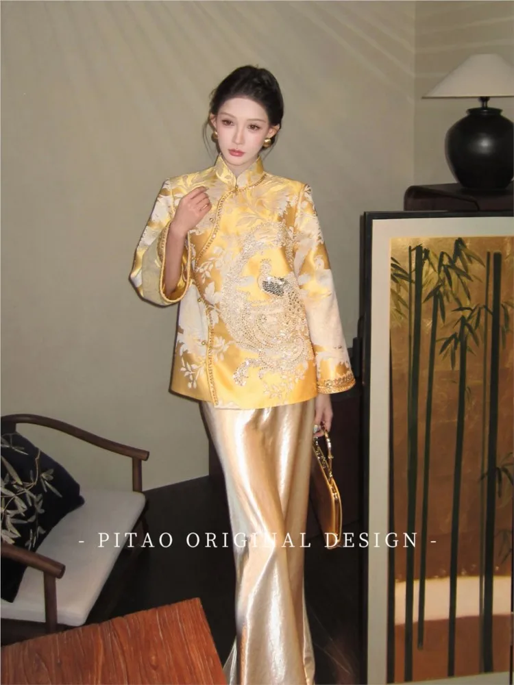 New Chinese-style traditional Chinese style dark-patterned satin beaded embroidery coat and skirt set