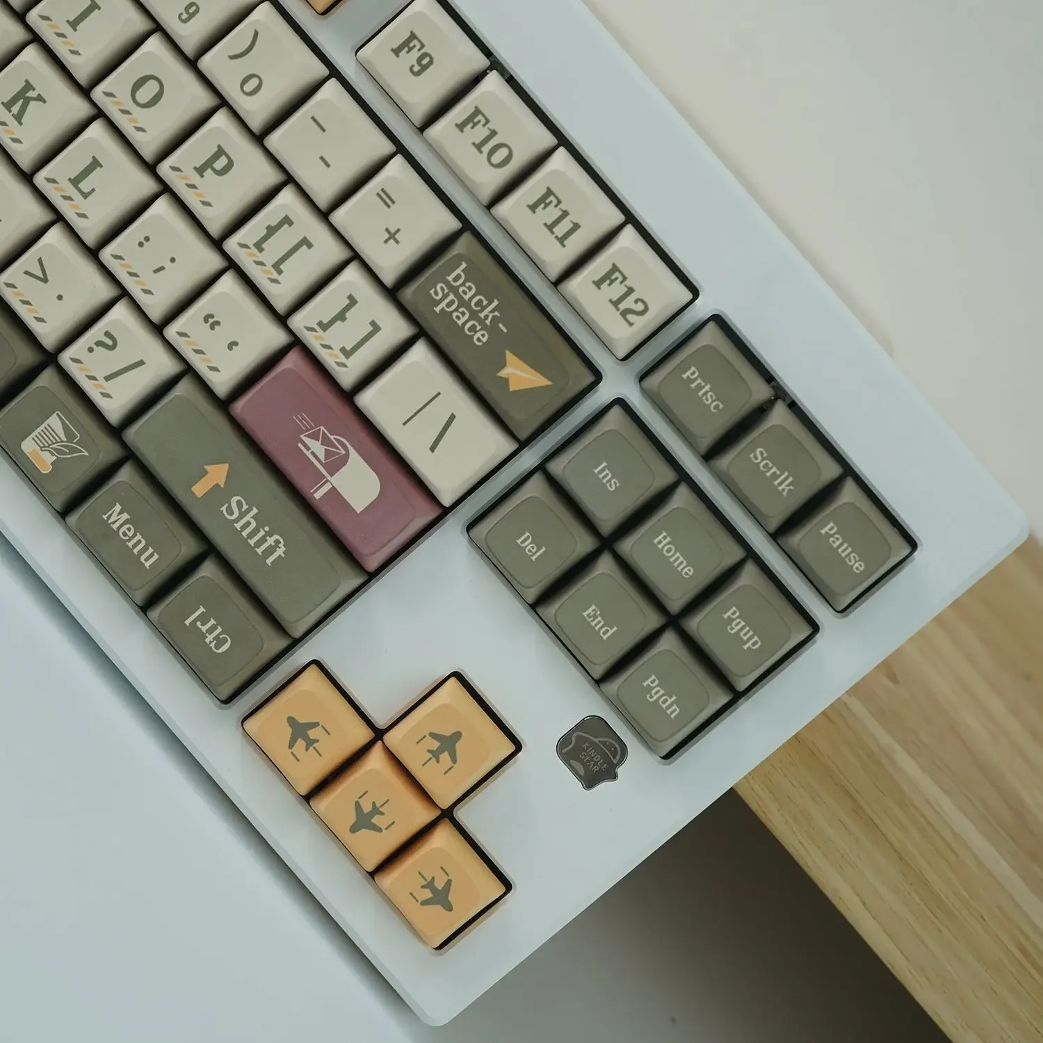 Xda keycaps personalized creative mailman theme pbt hot sublimation small full set opaque suitable for cross core keyboard