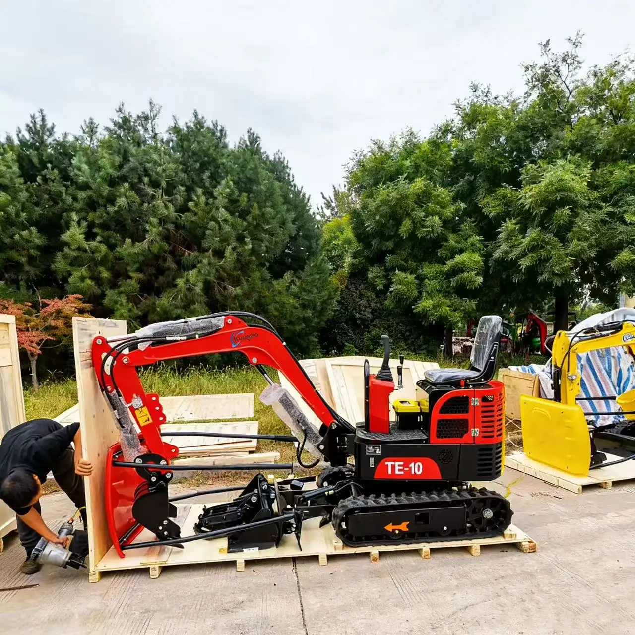 

Mini Excavator 1 Ton EURO 5 Kubota Engine 1.8 Ton Crawler Home Digger 3 T Yanmar Bagger Farm for Sale Customized 2 Ton Machine