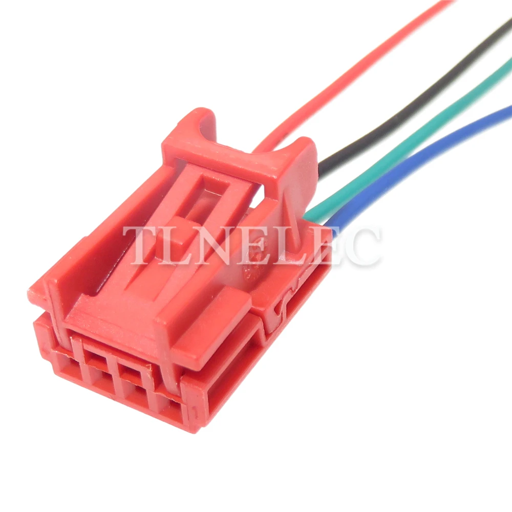 Connettore di regolazione dello specchietto retrovisore della lampada dell'auto a 4 Pin prese non sigillate a bassa corrente per VW Audi muslimate 1670988-3