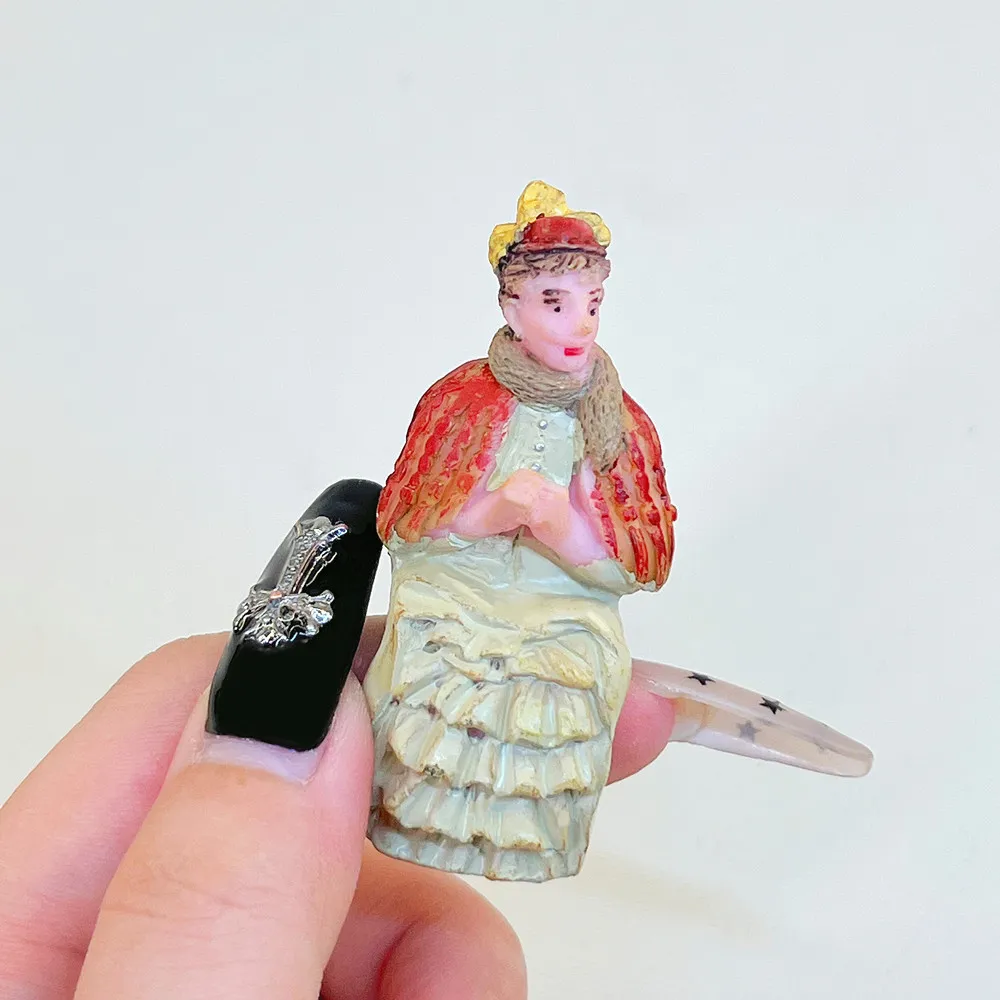 Hand Painted Victorian Sitting Lady Resin Mini Figures for Christmas Village Train Layout Diorama Scene Decor