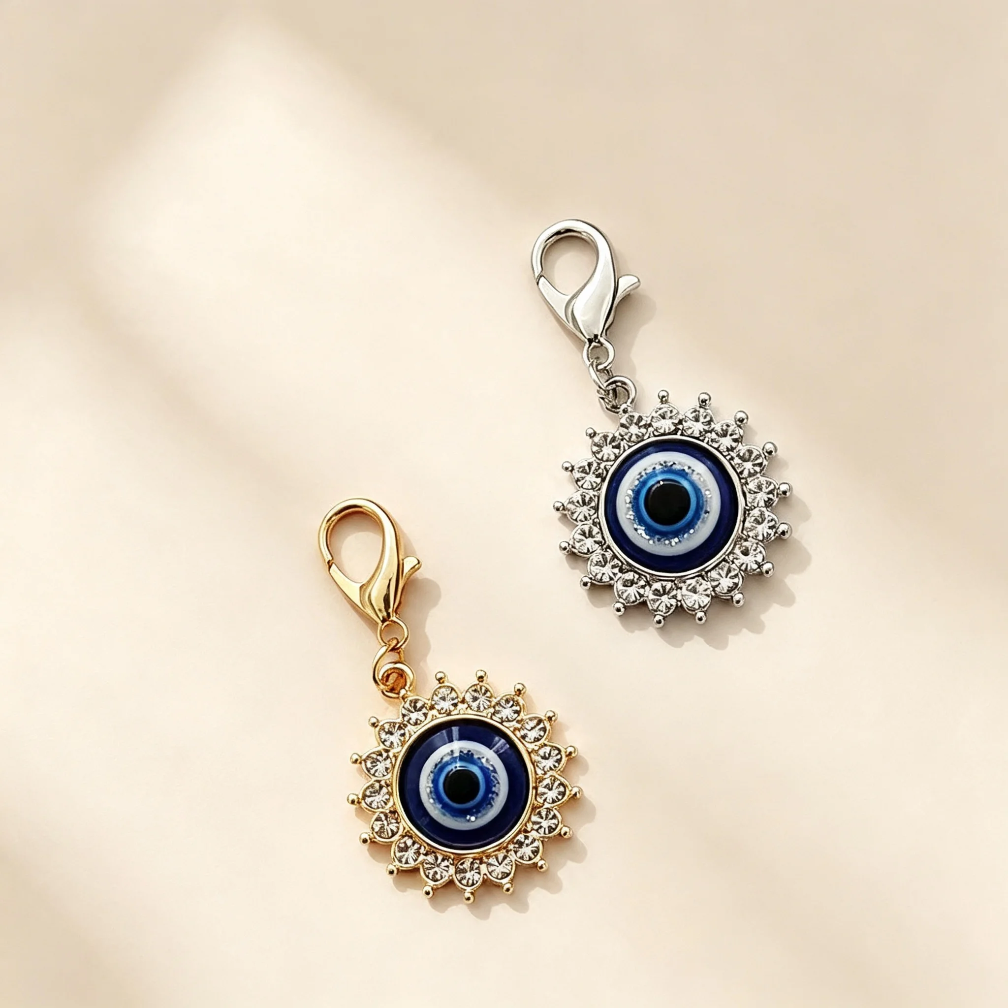 Evil Eye Charm, Karabinerverschluss-Anhänger, Legierung, Strass, Vintage-Taschenornament, Unisex-Rucksackzubehör, Geburtstags- und Weihnachtsgeschenk – Detail 5