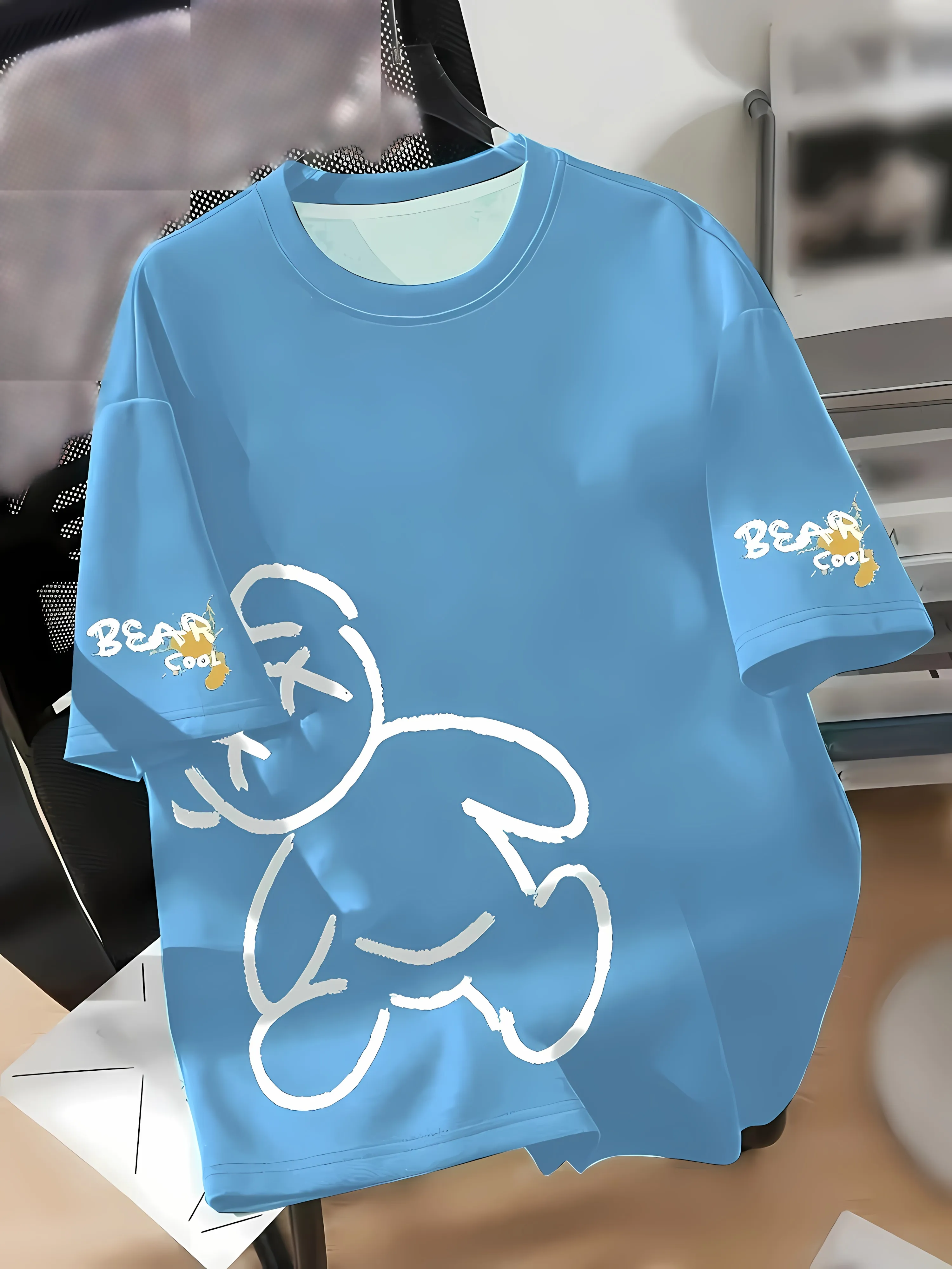 

Новая летняя мужская футболка 2025 года с рисунком медведя из мультфильма. Это повседневная и модная мужская футболка для улицы.
