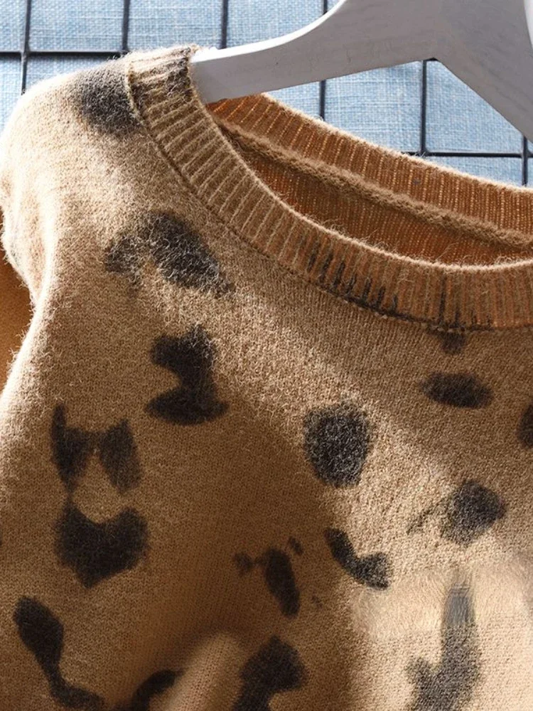 French Vintage Pullovers Leopard Long Sleeve Crop Tops Casual Loose All Match Sweaters Autumn Winter O Neck Women Clothing 2024