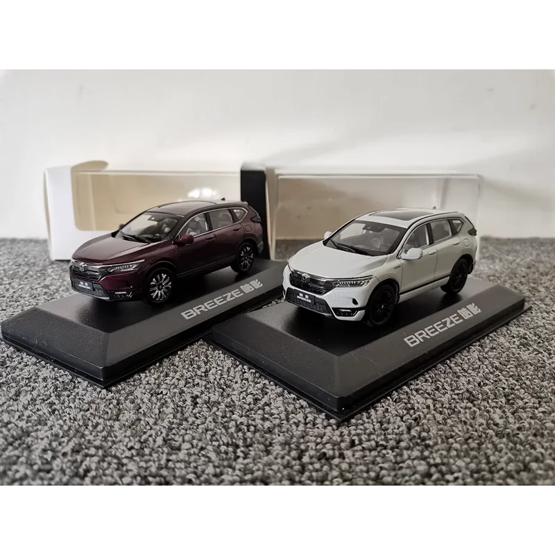 

Diecast 1:43 Scale Original Guangqi Honda BREEZE Hybrid Alloy Car Model Collectible Toy Gift Souvenir Display Ornament