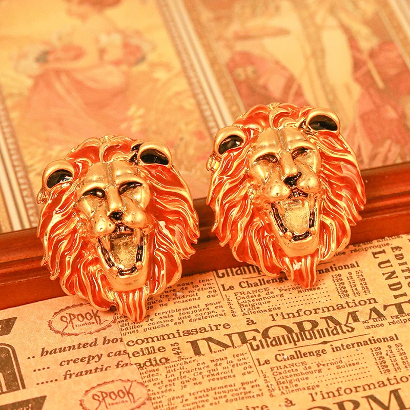 

Fraya Exaggerated Lion Head Stud Earrings S925 Silver Needle 18k Gold Plated Animal Unusual Earrings Female Accessories