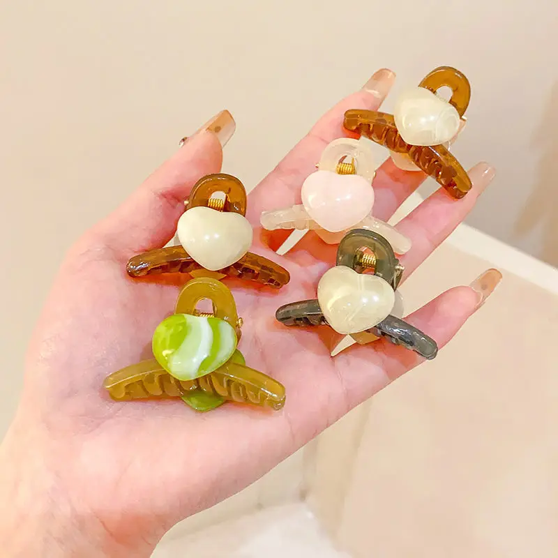 

Минималистичный акриловый зажим, 1 шт., боковая заколка для волос в форме сердца для женщин, летняя стильная коричнево-серая маленькая заколка для волос