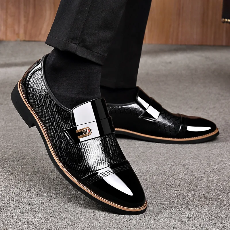 Pointed Men's Leather Shoes Men's Autumn and Winter Business Dress Wedding Groom Shoes