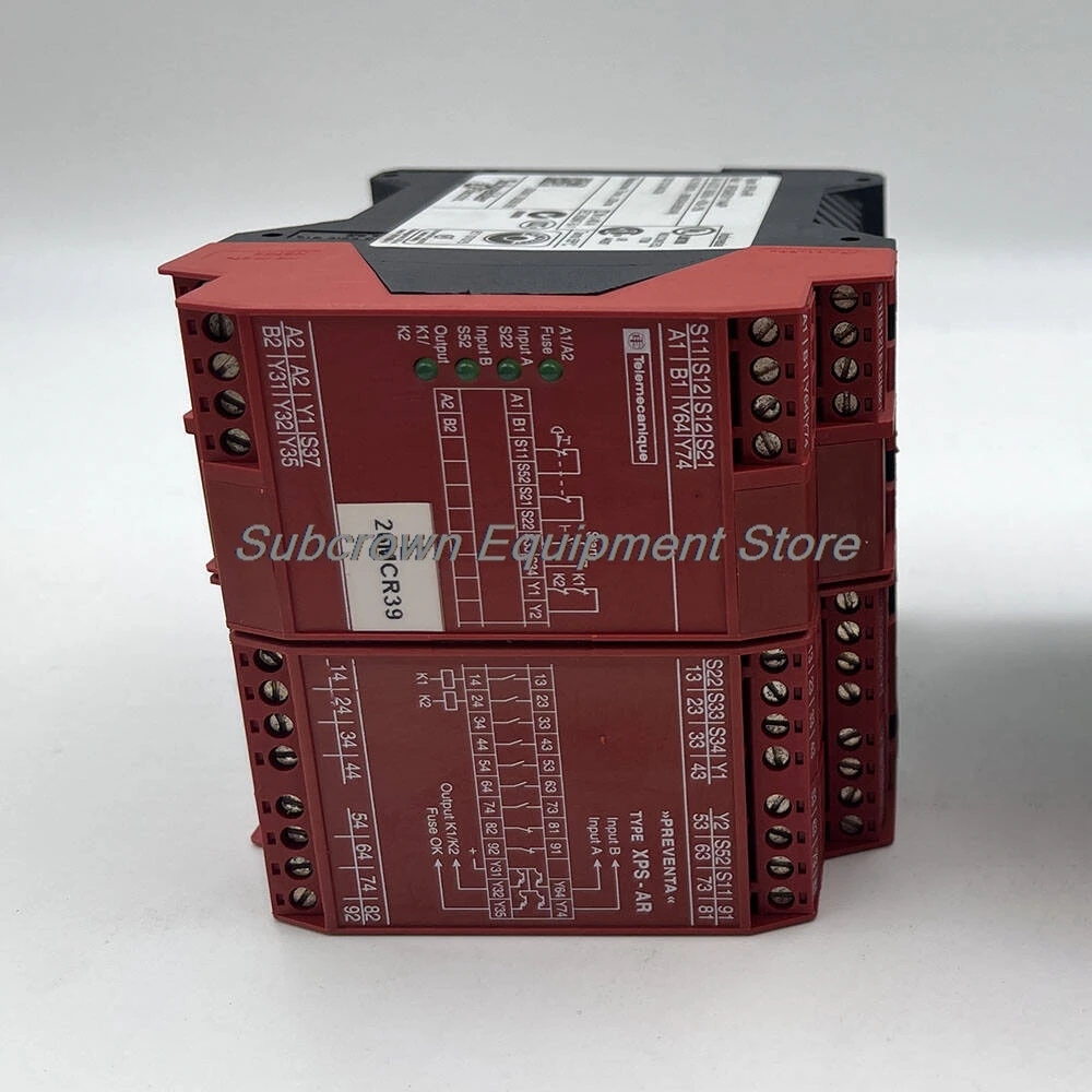 Safety Relay XPSAR311144P XPS-AR311144P