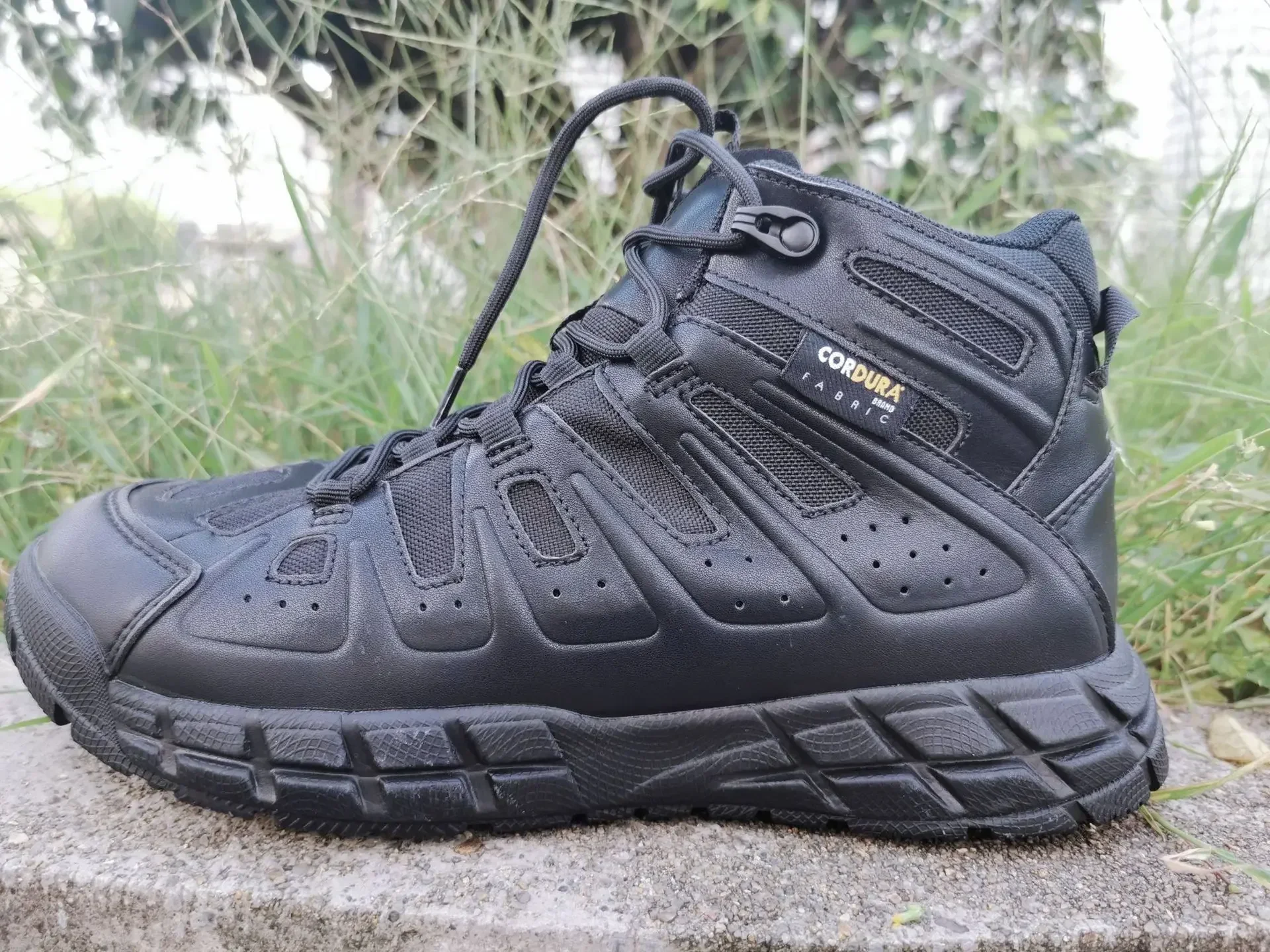 

Outdoor Desert Tactical Boots Hunting Boots US Climb Low-cut Training Shoes Cowhide Anti-slip Shock-absorbing Hiking Boots 39-44